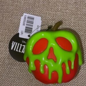 Disney Villains: Poison Apple Pocket Back Holder 🍎- NWT!